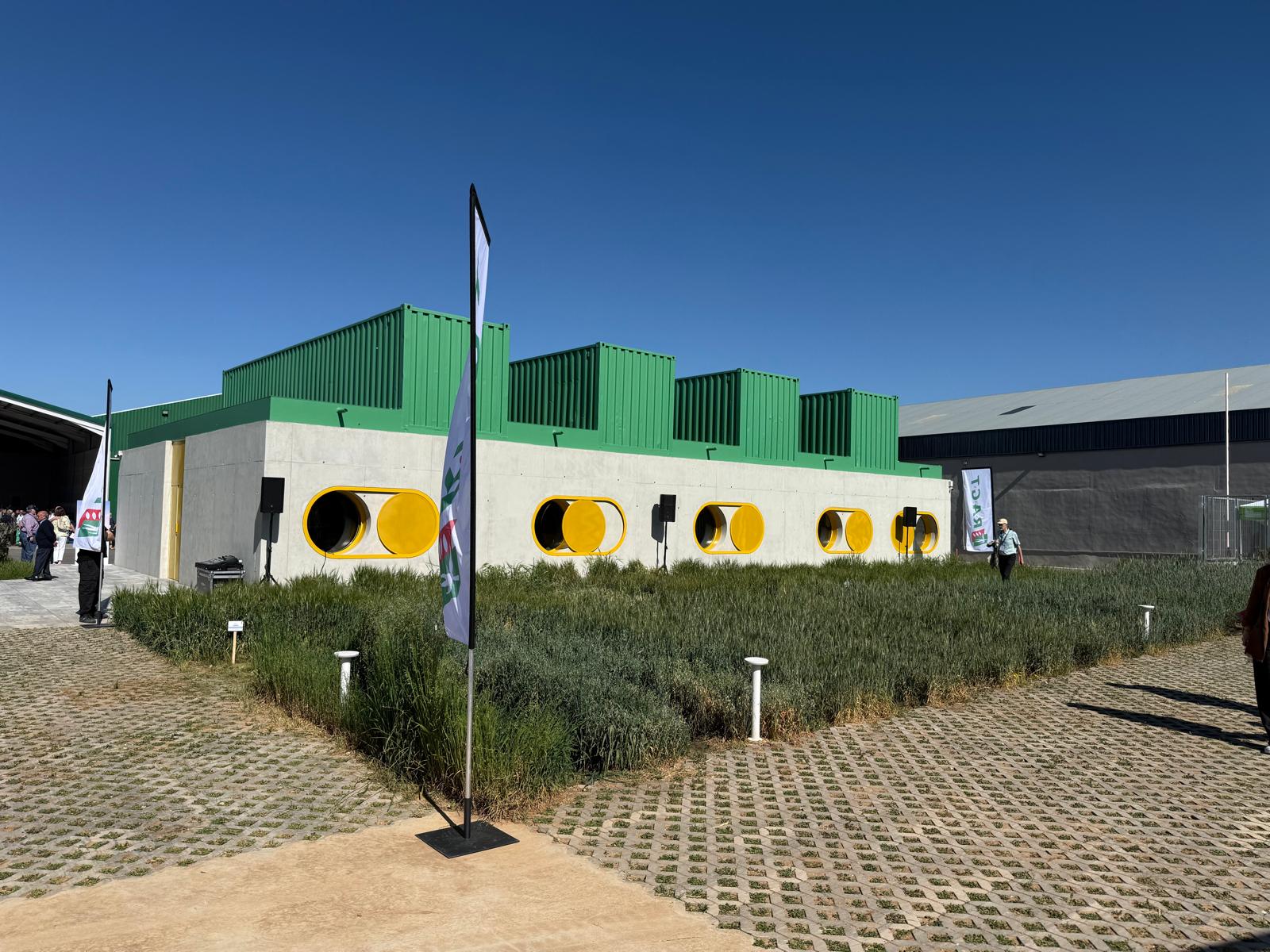 Naves de agrosemillas